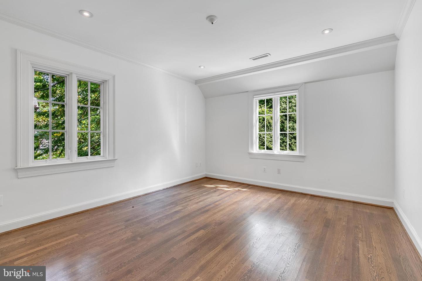 5033 TILDEN ST NW, WASHINGTON, District Of Columbia 20016, 6 Bedrooms Bedrooms, ,7 BathroomsBathrooms,Residential,For sale,5033 TILDEN ST NW,DCDC2223266 MLS # DCDC2223266