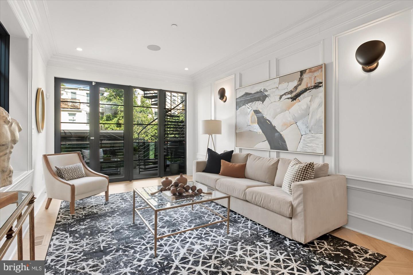 1309 R ST NW #1, WASHINGTON, District Of Columbia 20009, 3 Bedrooms Bedrooms, ,3 BathroomsBathrooms,Residential,For sale,1309 R ST NW #1,DCDC2223286 MLS # DCDC2223286