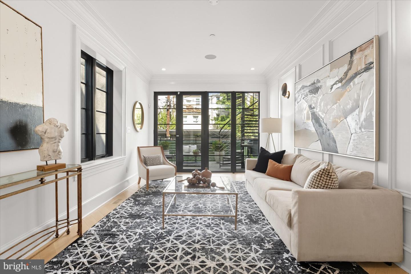 1309 R ST NW #1, WASHINGTON, District Of Columbia 20009, 3 Bedrooms Bedrooms, ,3 BathroomsBathrooms,Residential,For sale,1309 R ST NW #1,DCDC2223286 MLS # DCDC2223286