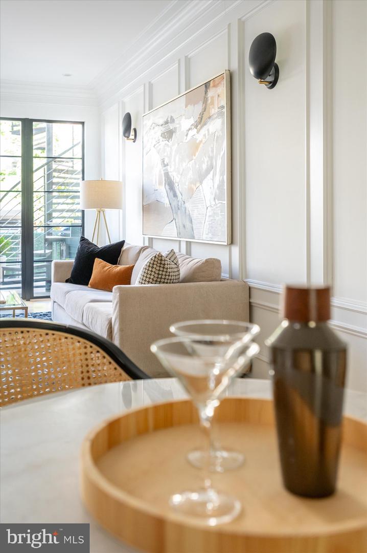 1309 R ST NW #1, WASHINGTON, District Of Columbia 20009, 3 Bedrooms Bedrooms, ,3 BathroomsBathrooms,Residential,For sale,1309 R ST NW #1,DCDC2223286 MLS # DCDC2223286