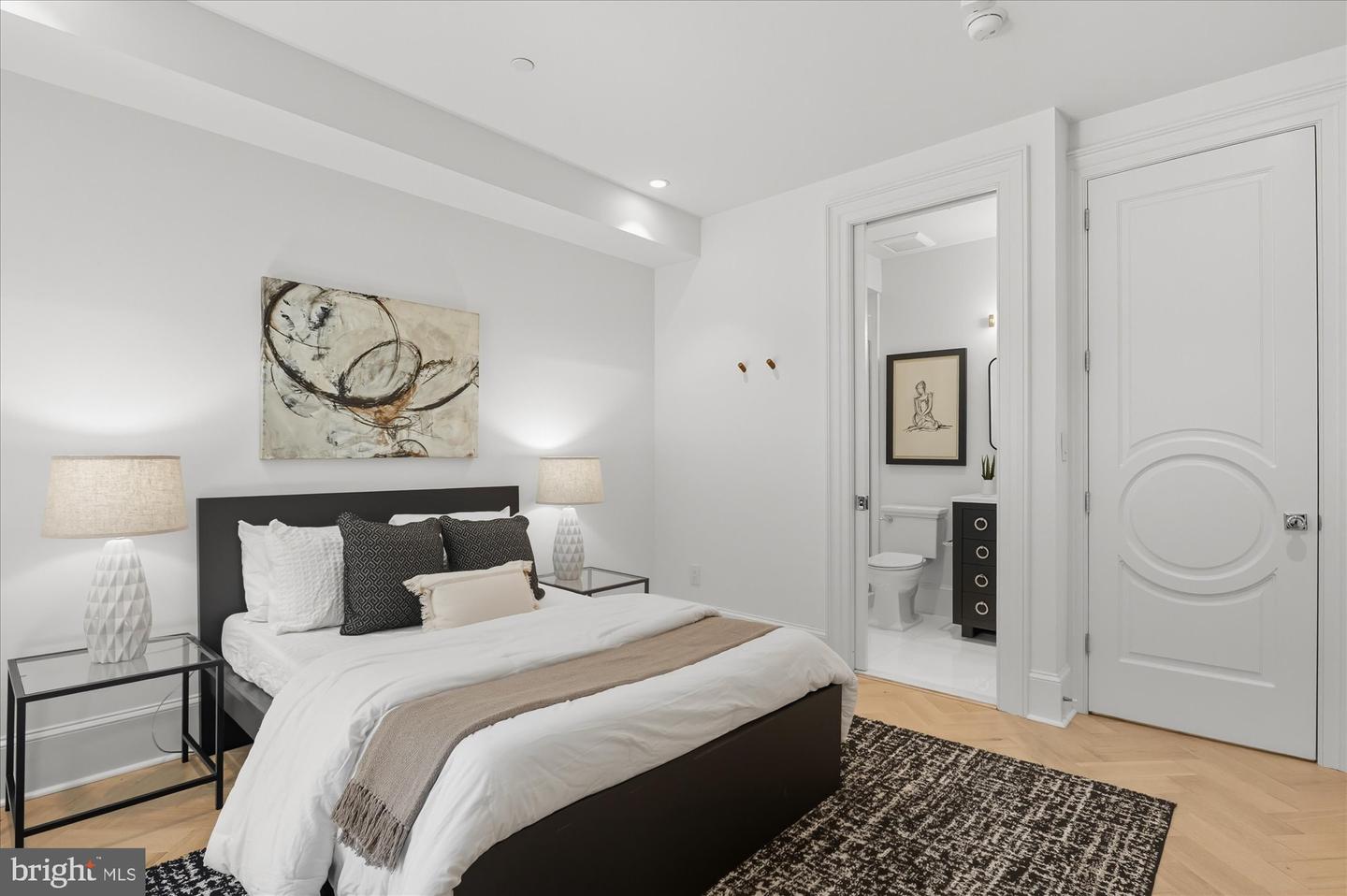 1309 R ST NW #1, WASHINGTON, District Of Columbia 20009, 3 Bedrooms Bedrooms, ,3 BathroomsBathrooms,Residential,For sale,1309 R ST NW #1,DCDC2223286 MLS # DCDC2223286