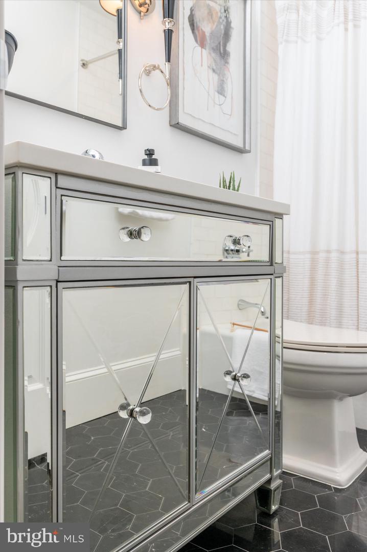 1309 R ST NW #1, WASHINGTON, District Of Columbia 20009, 3 Bedrooms Bedrooms, ,3 BathroomsBathrooms,Residential,For sale,1309 R ST NW #1,DCDC2223286 MLS # DCDC2223286