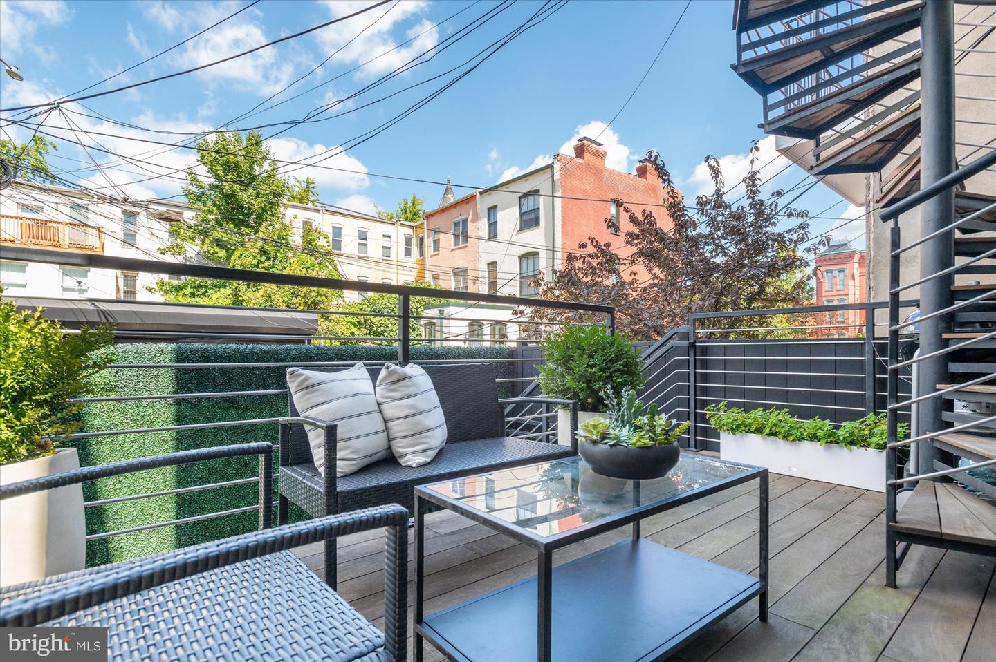 1309 R ST NW #1, WASHINGTON, District Of Columbia 20009, 3 Bedrooms Bedrooms, ,3 BathroomsBathrooms,Residential,For sale,1309 R ST NW #1,DCDC2223286 MLS # DCDC2223286