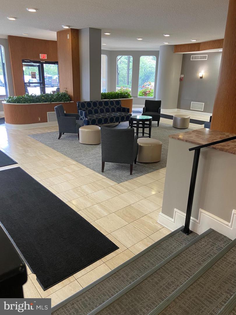 2500 N VAN DORN ST #213, ALEXANDRIA, Virginia 22302, ,1 BathroomBathrooms,Residential,For sale,2500 N VAN DORN ST #213,VAAX2049968 MLS # VAAX2049968