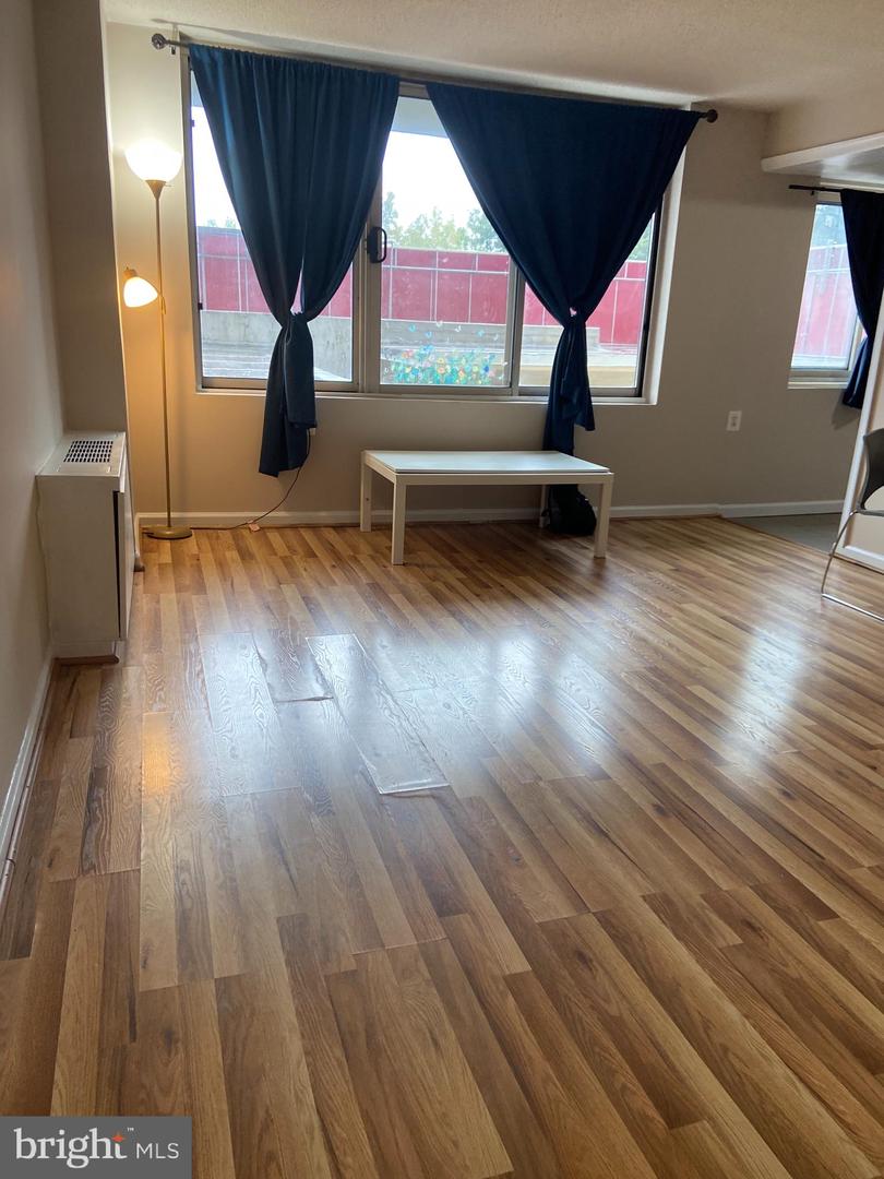 2500 N VAN DORN ST #213, ALEXANDRIA, Virginia 22302, ,1 BathroomBathrooms,Residential,For sale,2500 N VAN DORN ST #213,VAAX2049968 MLS # VAAX2049968