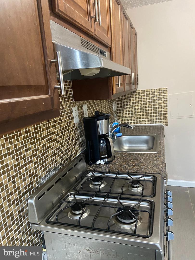2500 N VAN DORN ST #213, ALEXANDRIA, Virginia 22302, ,1 BathroomBathrooms,Residential,For sale,2500 N VAN DORN ST #213,VAAX2049968 MLS # VAAX2049968