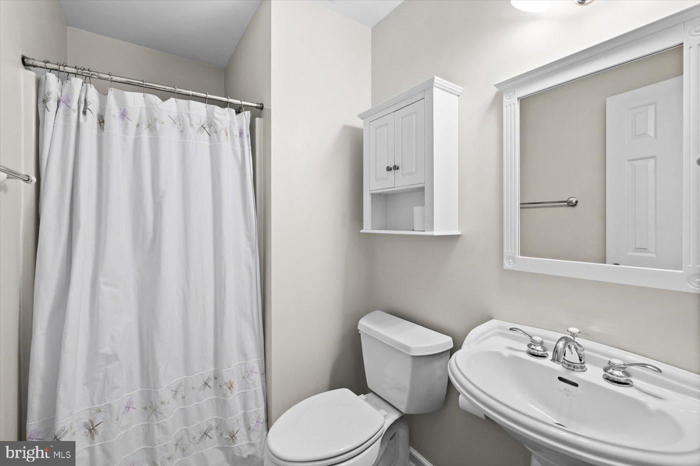 101 CLEREMONT DR, FREDERICKSBURG, Virginia 22405, 4 Bedrooms Bedrooms, ,4 BathroomsBathrooms,Residential,For sale,101 CLEREMONT DR,VAST2042794 MLS # VAST2042794