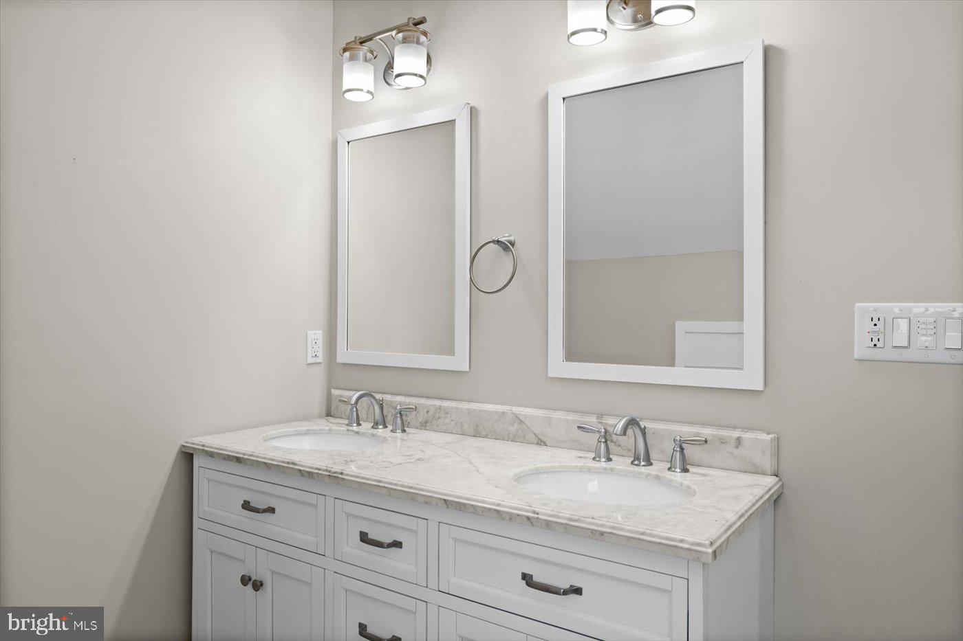 101 CLEREMONT DR, FREDERICKSBURG, Virginia 22405, 4 Bedrooms Bedrooms, ,4 BathroomsBathrooms,Residential,For sale,101 CLEREMONT DR,VAST2042794 MLS # VAST2042794