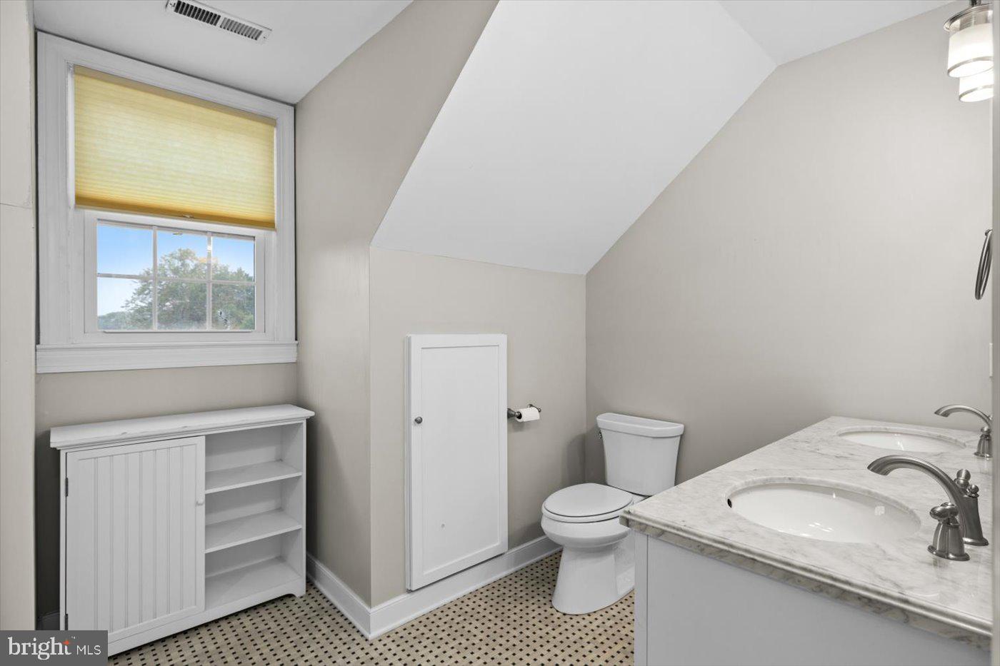 101 CLEREMONT DR, FREDERICKSBURG, Virginia 22405, 4 Bedrooms Bedrooms, ,4 BathroomsBathrooms,Residential,For sale,101 CLEREMONT DR,VAST2042794 MLS # VAST2042794