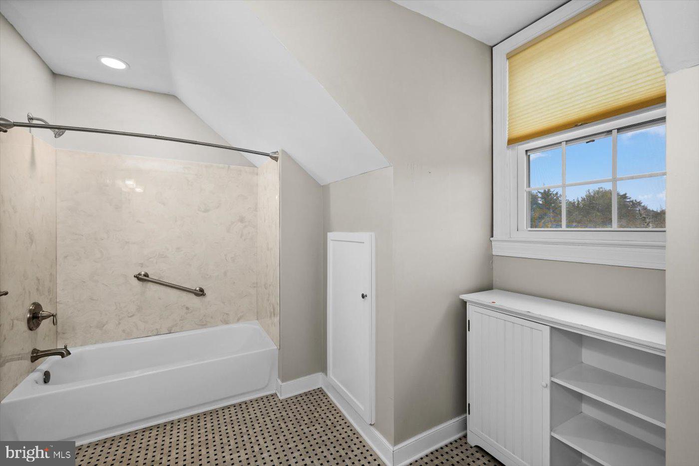 101 CLEREMONT DR, FREDERICKSBURG, Virginia 22405, 4 Bedrooms Bedrooms, ,4 BathroomsBathrooms,Residential,For sale,101 CLEREMONT DR,VAST2042794 MLS # VAST2042794