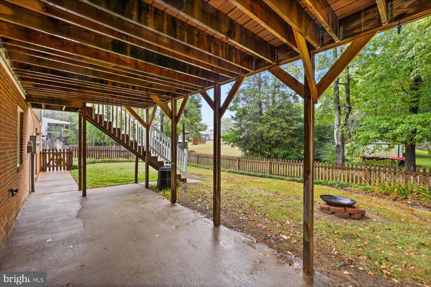 101 CLEREMONT DR, FREDERICKSBURG, Virginia 22405, 4 Bedrooms Bedrooms, ,4 BathroomsBathrooms,Residential,For sale,101 CLEREMONT DR,VAST2042794 MLS # VAST2042794