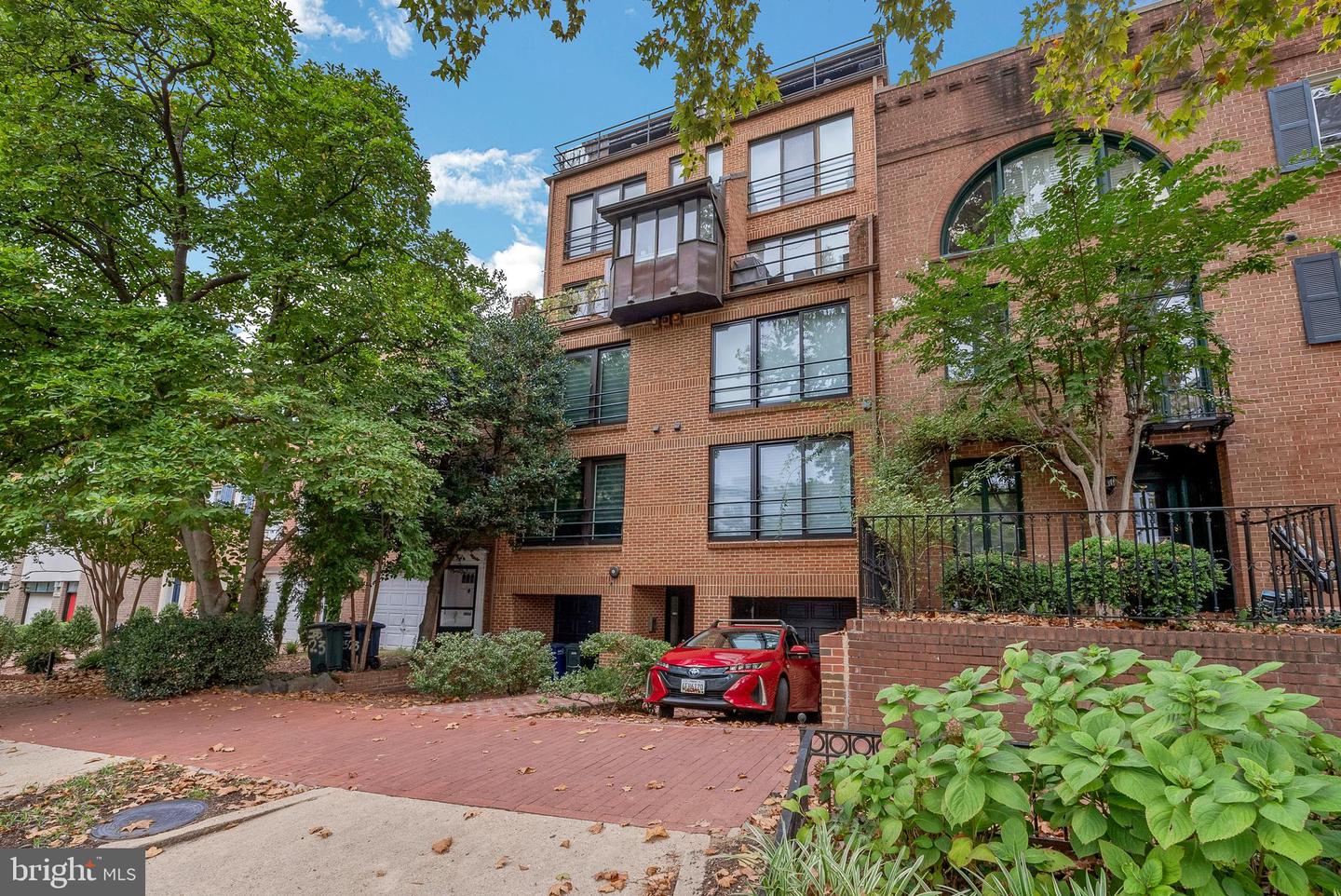 2519 I ST NW #1, WASHINGTON, District Of Columbia 20037, 2 Bedrooms Bedrooms, ,2 BathroomsBathrooms,Residential,For sale,2519 I ST NW #1,DCDC2223398 MLS # DCDC2223398 2519 I ST NW #1, WASHINGTON, District Of Columbia 20037, 2 Bedrooms Bedrooms, ,2 BathroomsBathrooms,Residential,For sale,2519 I ST NW #1,DCDC2223398 MLS # DCDC2223398