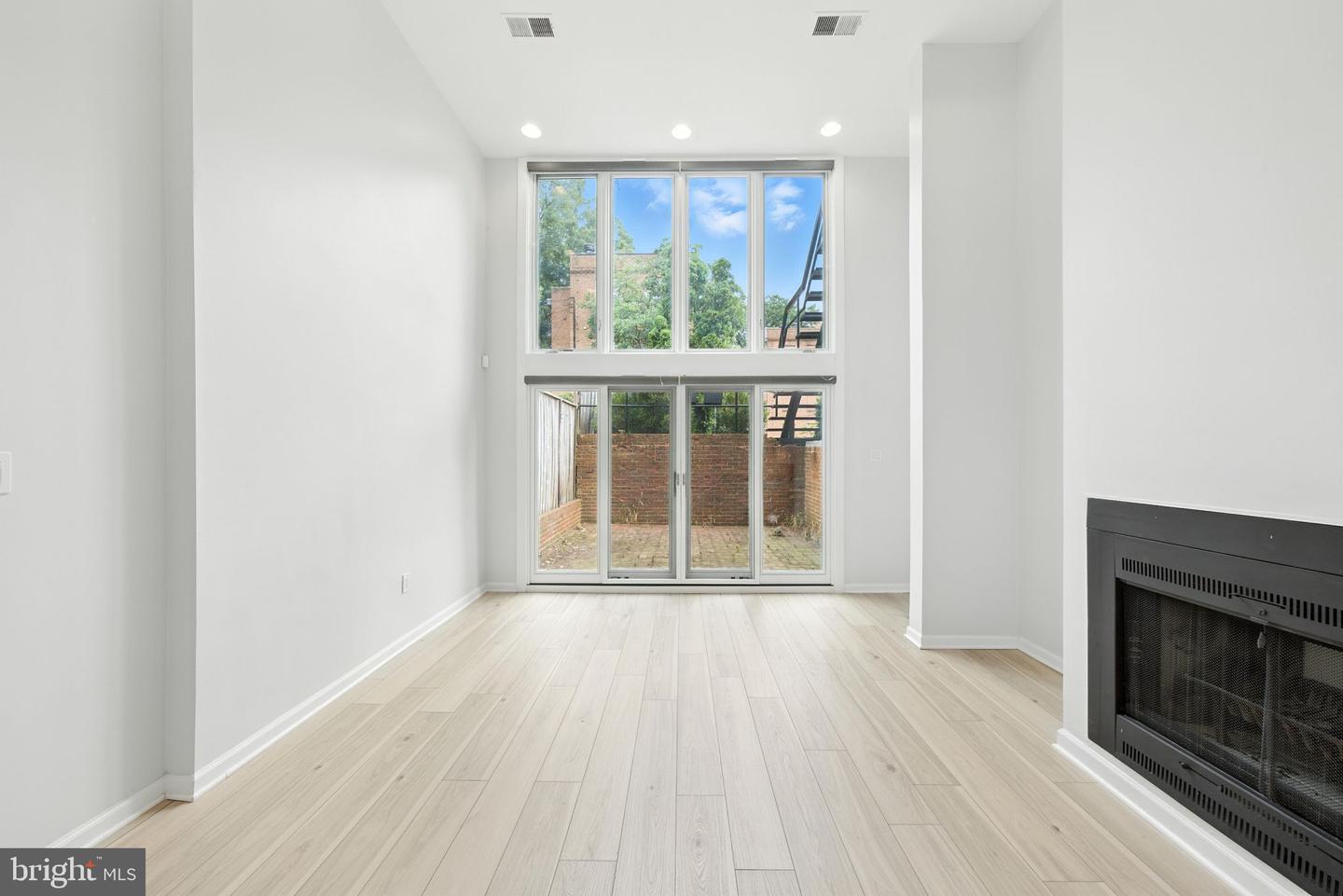 2519 I ST NW #1, WASHINGTON, District Of Columbia 20037, 2 Bedrooms Bedrooms, ,2 BathroomsBathrooms,Residential,For sale,2519 I ST NW #1,DCDC2223398 MLS # DCDC2223398 2519 I ST NW #1, WASHINGTON, District Of Columbia 20037, 2 Bedrooms Bedrooms, ,2 BathroomsBathrooms,Residential,For sale,2519 I ST NW #1,DCDC2223398 MLS # DCDC2223398