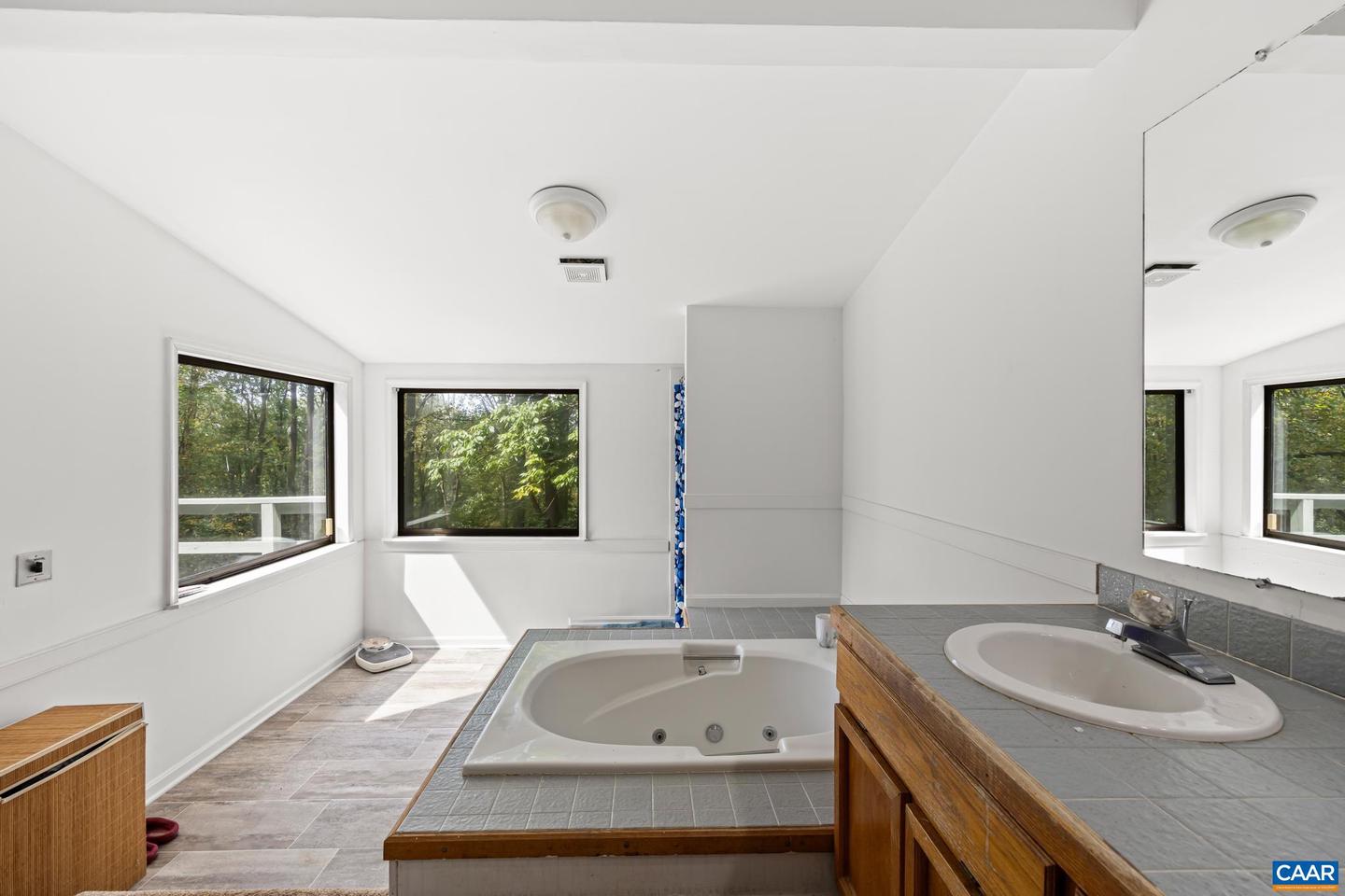 1880 NORTH PANTOPS DR, CHARLOTTESVILLE, Virginia 22911, 4 Bedrooms Bedrooms, ,3 BathroomsBathrooms,Residential,For sale,1880 NORTH PANTOPS DR,669181 MLS # 669181