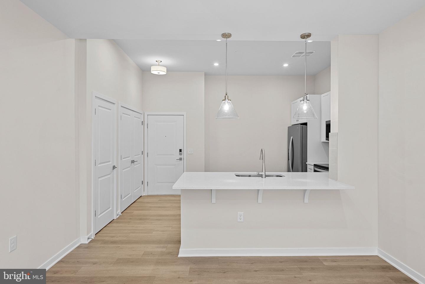 750 MOUNT AIRY TER NE #403, LEESBURG, Virginia 20176, 2 Bedrooms Bedrooms, ,2 BathroomsBathrooms,Residential,For sale,750 MOUNT AIRY TER NE #403,VALO2107250 MLS # VALO2107250