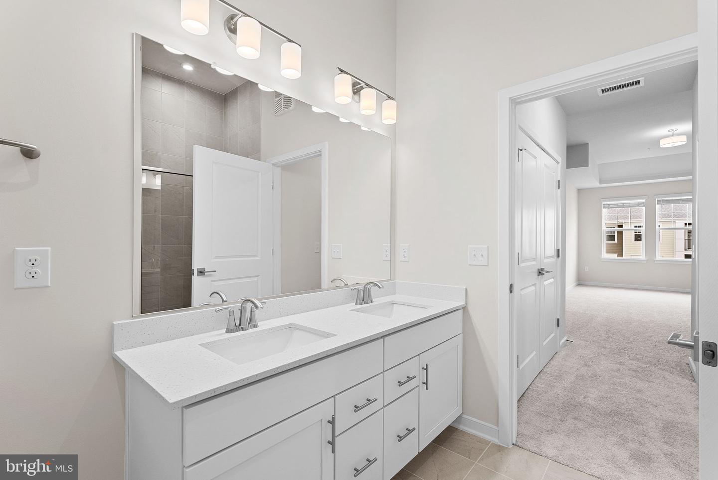 750 MOUNT AIRY TER NE #403, LEESBURG, Virginia 20176, 2 Bedrooms Bedrooms, ,2 BathroomsBathrooms,Residential,For sale,750 MOUNT AIRY TER NE #403,VALO2107250 MLS # VALO2107250