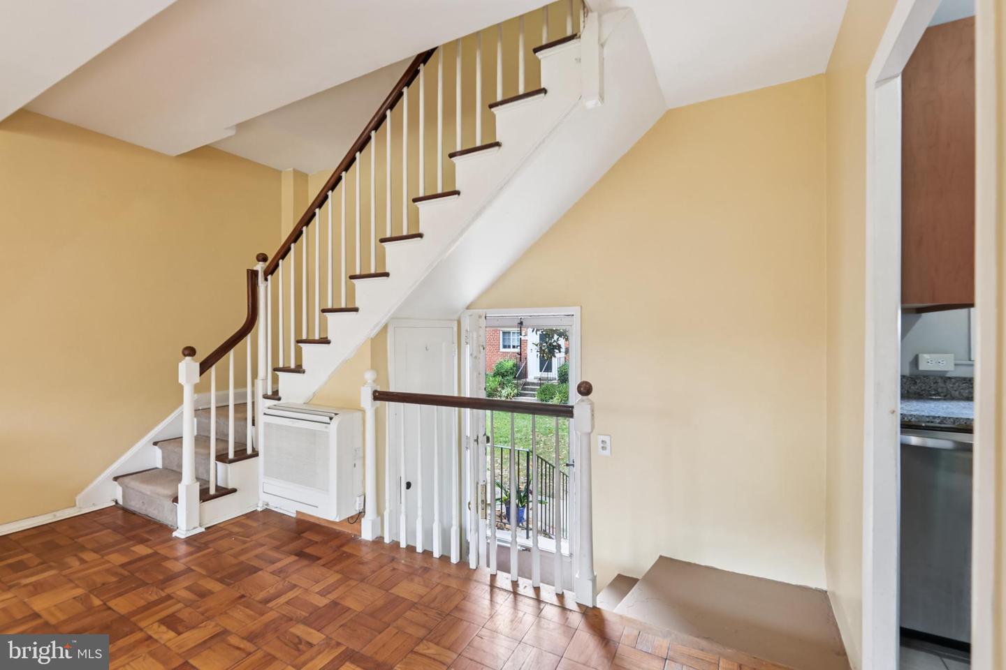 1615 MOUNT EAGLE PL, ALEXANDRIA, Virginia 22302, 2 Bedrooms Bedrooms, 6 Rooms Rooms,1 BathroomBathrooms,Residential,For sale,1615 MOUNT EAGLE PL,VAAX2049974 MLS # VAAX2049974 1615 MOUNT EAGLE PL, ALEXANDRIA, Virginia 22302, 2 Bedrooms Bedrooms, 6 Rooms Rooms,1 BathroomBathrooms,Residential,For sale,1615 MOUNT EAGLE PL,VAAX2049974 MLS # VAAX2049974