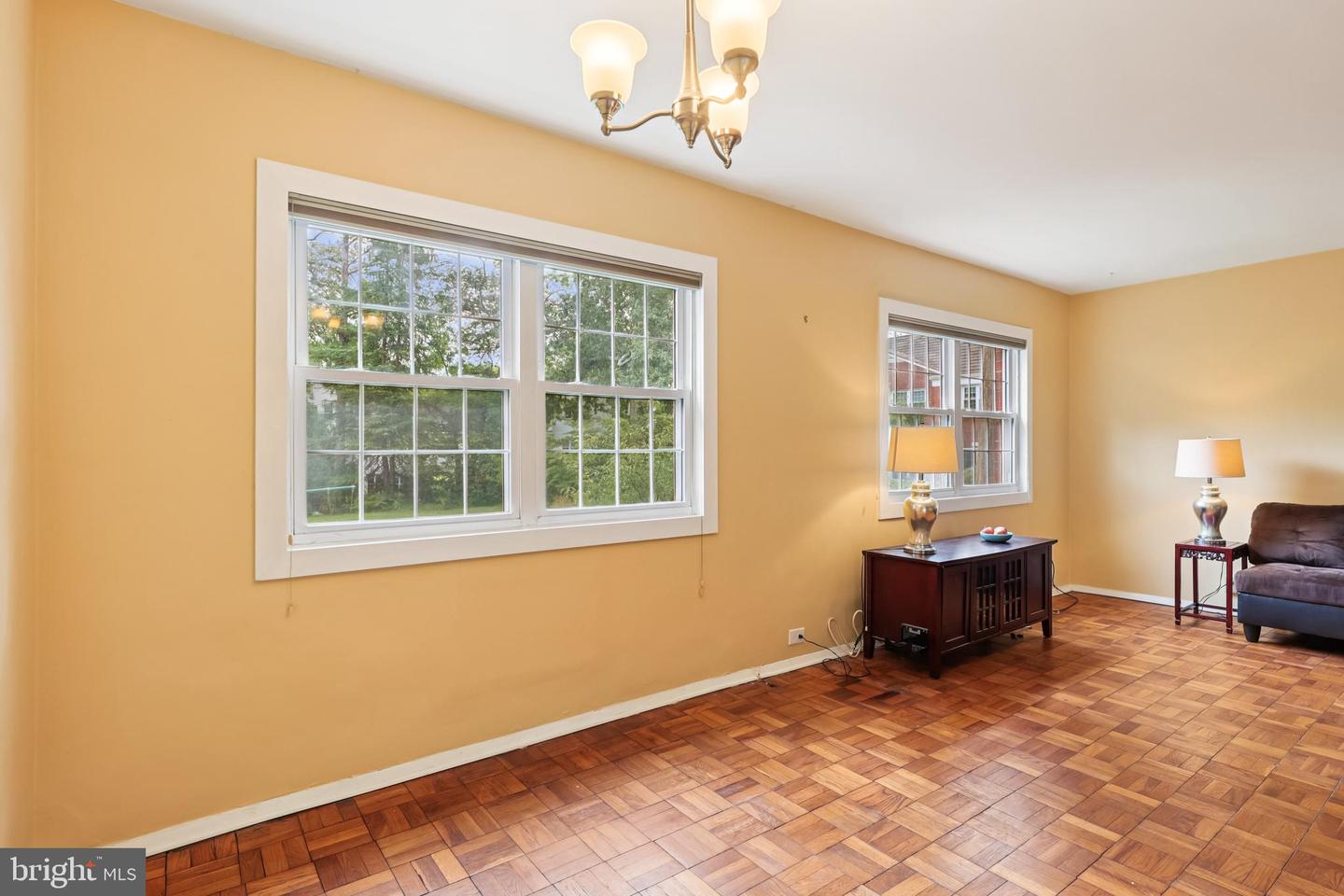 1615 MOUNT EAGLE PL, ALEXANDRIA, Virginia 22302, 2 Bedrooms Bedrooms, 6 Rooms Rooms,1 BathroomBathrooms,Residential,For sale,1615 MOUNT EAGLE PL,VAAX2049974 MLS # VAAX2049974 1615 MOUNT EAGLE PL, ALEXANDRIA, Virginia 22302, 2 Bedrooms Bedrooms, 6 Rooms Rooms,1 BathroomBathrooms,Residential,For sale,1615 MOUNT EAGLE PL,VAAX2049974 MLS # VAAX2049974