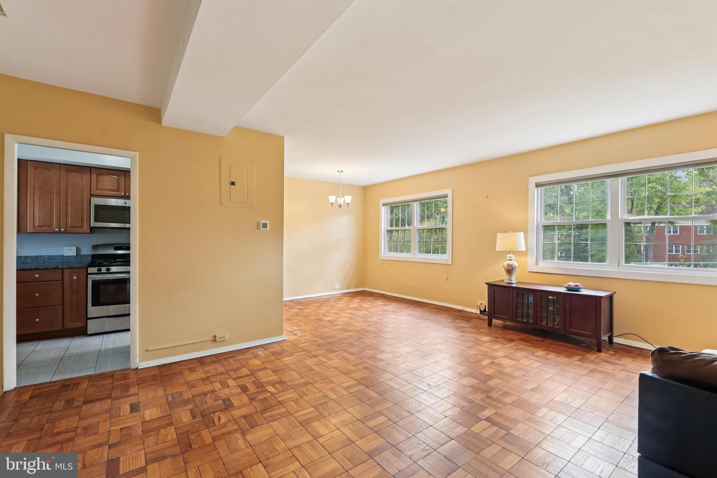 1615 MOUNT EAGLE PL, ALEXANDRIA, Virginia 22302, 2 Bedrooms Bedrooms, 6 Rooms Rooms,1 BathroomBathrooms,Residential,For sale,1615 MOUNT EAGLE PL,VAAX2049974 MLS # VAAX2049974 1615 MOUNT EAGLE PL, ALEXANDRIA, Virginia 22302, 2 Bedrooms Bedrooms, 6 Rooms Rooms,1 BathroomBathrooms,Residential,For sale,1615 MOUNT EAGLE PL,VAAX2049974 MLS # VAAX2049974