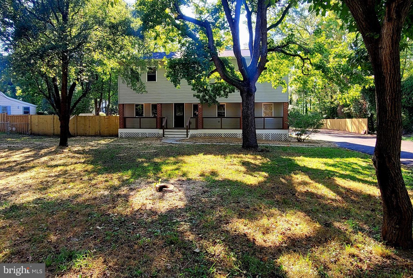 6828 RIDGEWAY DR, SPRINGFIELD, Virginia 22150, 5 Bedrooms Bedrooms, ,3 BathroomsBathrooms,Residential,For sale,6828 RIDGEWAY DR,VAFX2268392 MLS # VAFX2268392