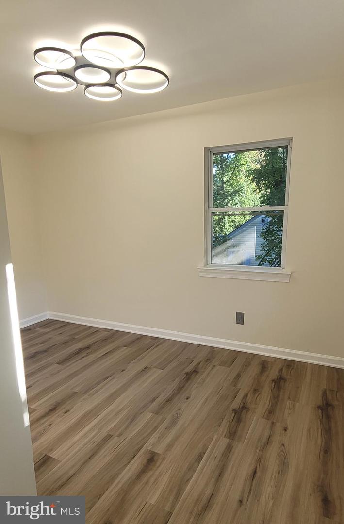 6828 RIDGEWAY DR, SPRINGFIELD, Virginia 22150, 5 Bedrooms Bedrooms, ,3 BathroomsBathrooms,Residential,For sale,6828 RIDGEWAY DR,VAFX2268392 MLS # VAFX2268392