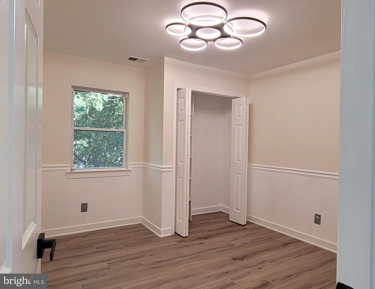6828 RIDGEWAY DR, SPRINGFIELD, Virginia 22150, 5 Bedrooms Bedrooms, ,3 BathroomsBathrooms,Residential,For sale,6828 RIDGEWAY DR,VAFX2268392 MLS # VAFX2268392