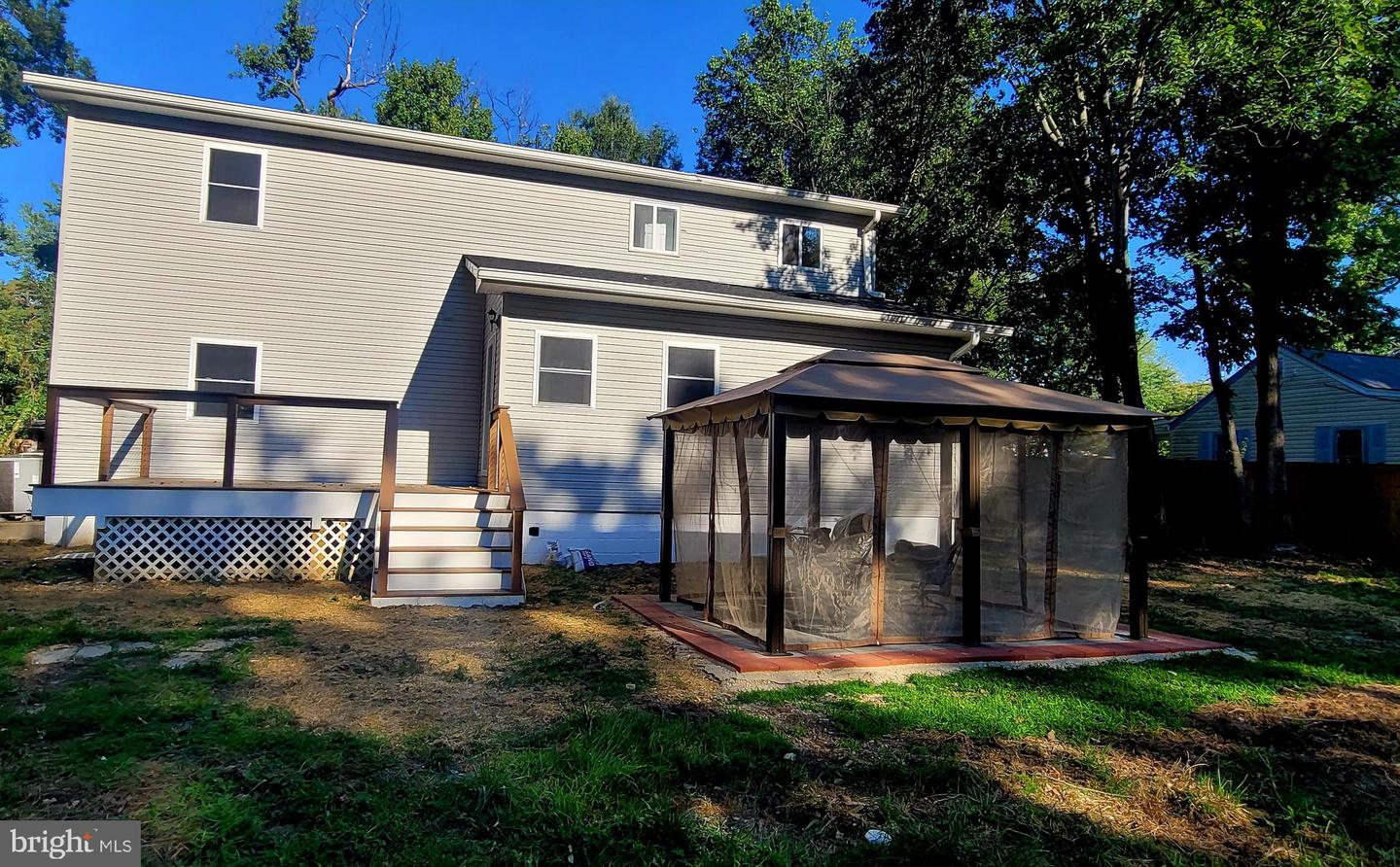 6828 RIDGEWAY DR, SPRINGFIELD, Virginia 22150, 5 Bedrooms Bedrooms, ,3 BathroomsBathrooms,Residential,For sale,6828 RIDGEWAY DR,VAFX2268392 MLS # VAFX2268392