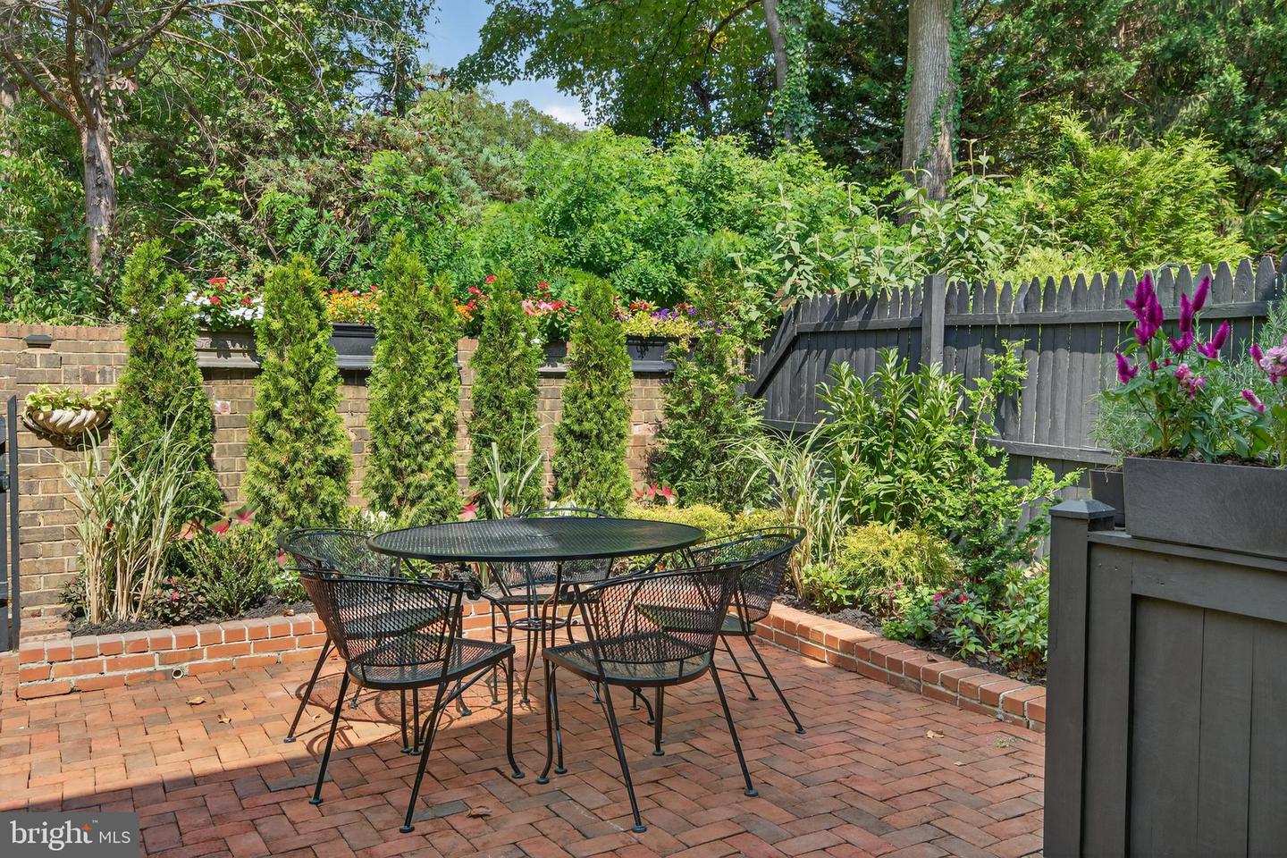 7370 ELDORADO ST, MCLEAN, Virginia 22102, 3 Bedrooms Bedrooms, ,3 BathroomsBathrooms,Residential,For sale,7370 ELDORADO ST,VAFX2268404 MLS # VAFX2268404