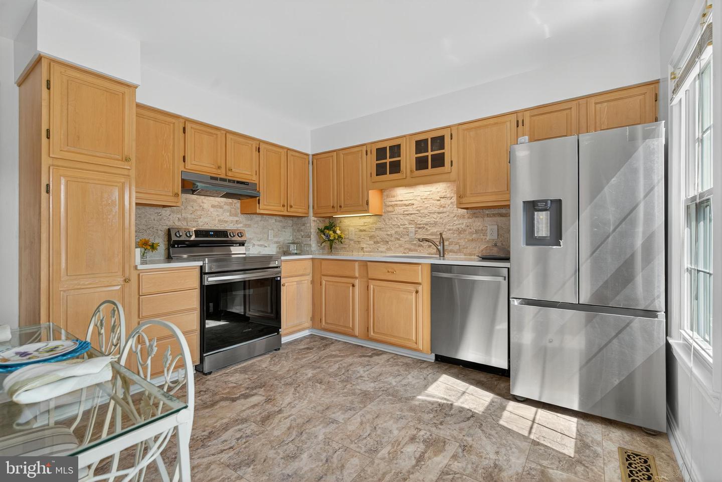 7370 ELDORADO ST, MCLEAN, Virginia 22102, 3 Bedrooms Bedrooms, ,3 BathroomsBathrooms,Residential,For sale,7370 ELDORADO ST,VAFX2268404 MLS # VAFX2268404