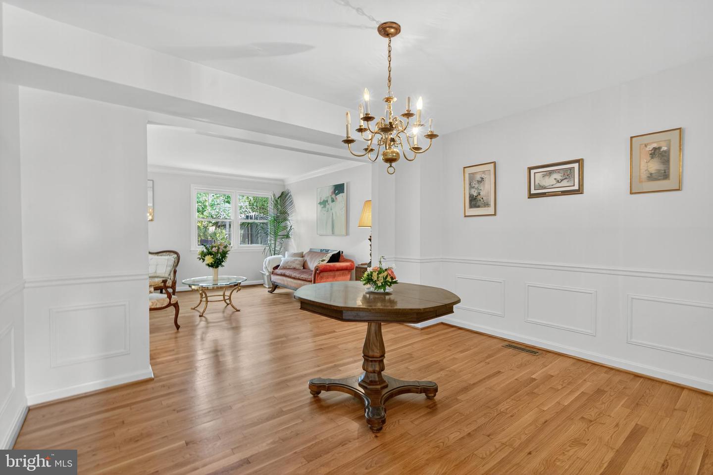 7370 ELDORADO ST, MCLEAN, Virginia 22102, 3 Bedrooms Bedrooms, ,3 BathroomsBathrooms,Residential,For sale,7370 ELDORADO ST,VAFX2268404 MLS # VAFX2268404