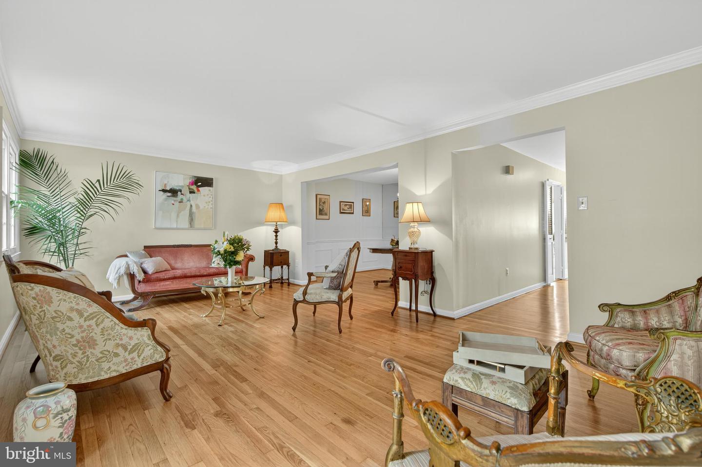 7370 ELDORADO ST, MCLEAN, Virginia 22102, 3 Bedrooms Bedrooms, ,3 BathroomsBathrooms,Residential,For sale,7370 ELDORADO ST,VAFX2268404 MLS # VAFX2268404