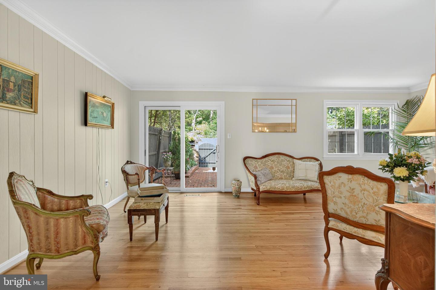 7370 ELDORADO ST, MCLEAN, Virginia 22102, 3 Bedrooms Bedrooms, ,3 BathroomsBathrooms,Residential,For sale,7370 ELDORADO ST,VAFX2268404 MLS # VAFX2268404
