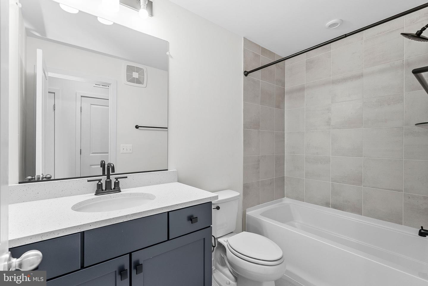 19752 MISTY MOSS SQ, ASHBURN, Virginia 20147, 3 Bedrooms Bedrooms, ,2 BathroomsBathrooms,Residential,For sale,19752 MISTY MOSS SQ,VALO2107256 MLS # VALO2107256