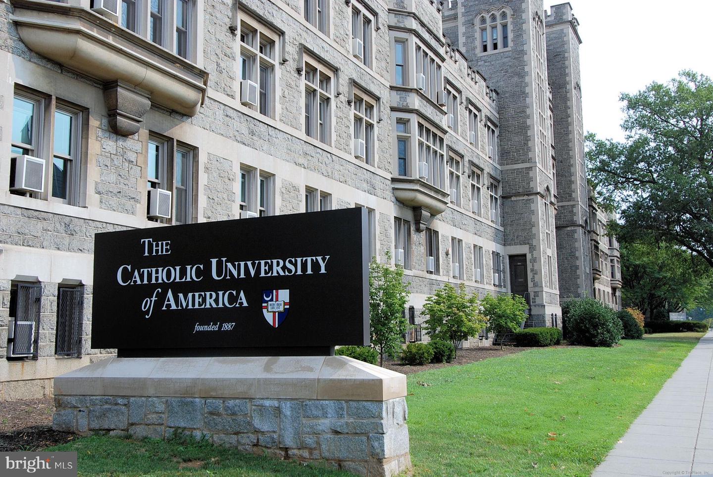 4016 21ST ST NE, WASHINGTON, District Of Columbia 20018, 4 Bedrooms Bedrooms, ,2 BathroomsBathrooms,Residential,For sale,4016 21ST ST NE,DCDC2223438 MLS # DCDC2223438 4016 21ST ST NE, WASHINGTON, District Of Columbia 20018, 4 Bedrooms Bedrooms, ,2 BathroomsBathrooms,Residential,For sale,4016 21ST ST NE,DCDC2223438 MLS # DCDC2223438