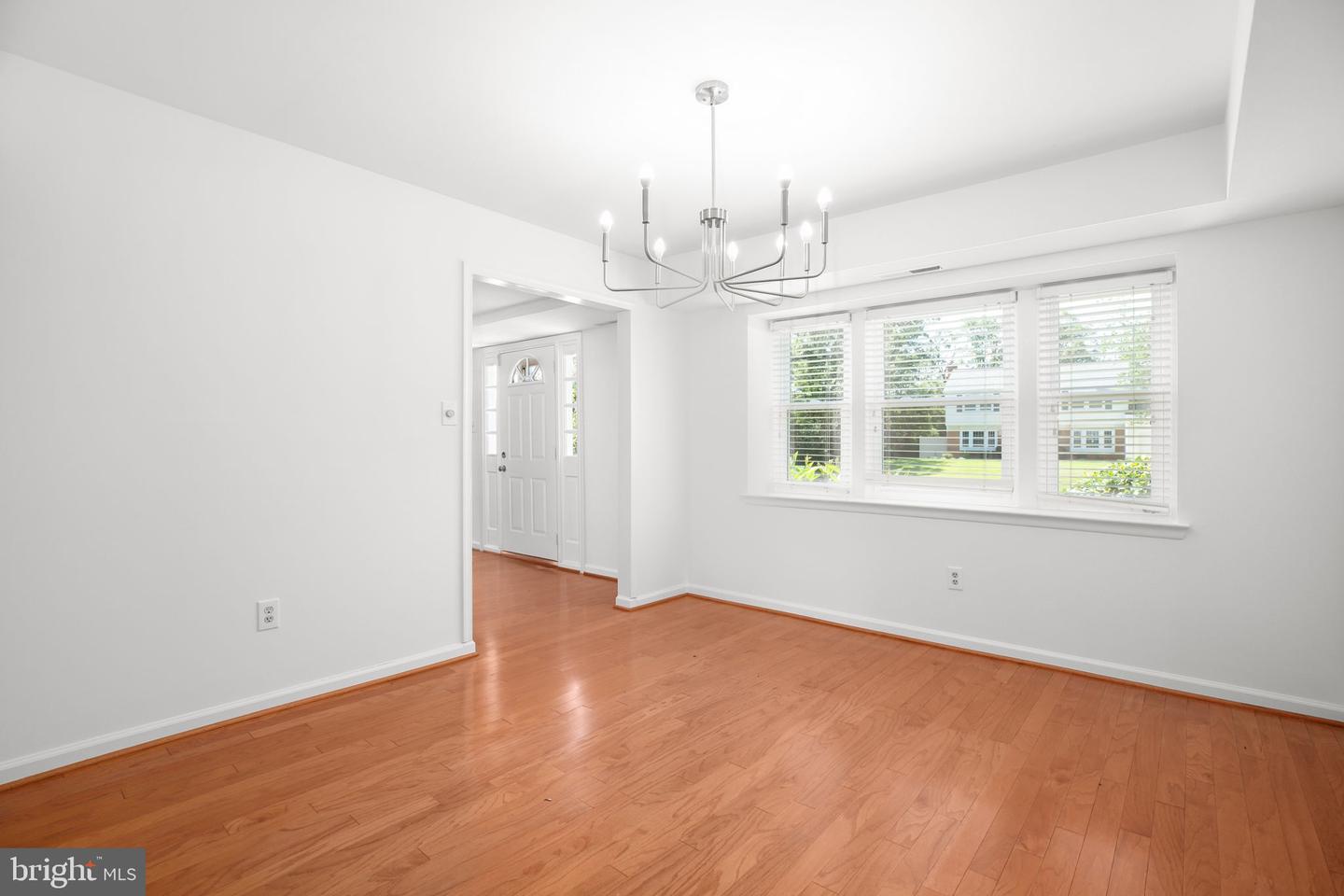 6903 SPELMAN DR, SPRINGFIELD, Virginia 22153, 4 Bedrooms Bedrooms, ,2 BathroomsBathrooms,Residential,For sale,6903 SPELMAN DR,VAFX2268448 MLS # VAFX2268448