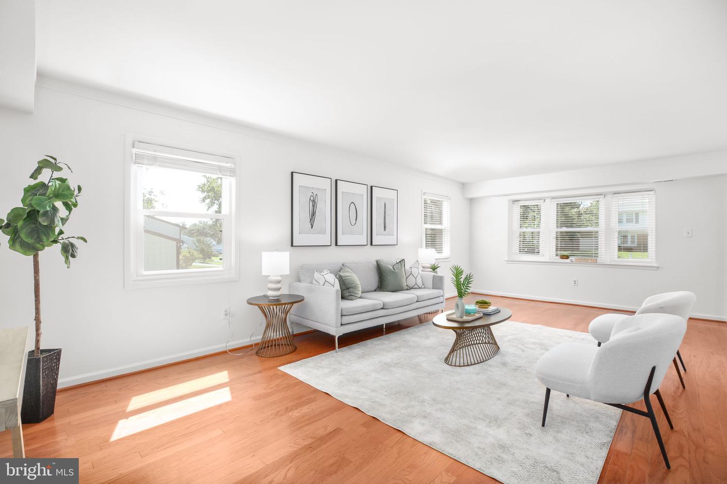 6903 SPELMAN DR, SPRINGFIELD, Virginia 22153, 4 Bedrooms Bedrooms, ,2 BathroomsBathrooms,Residential,For sale,6903 SPELMAN DR,VAFX2268448 MLS # VAFX2268448