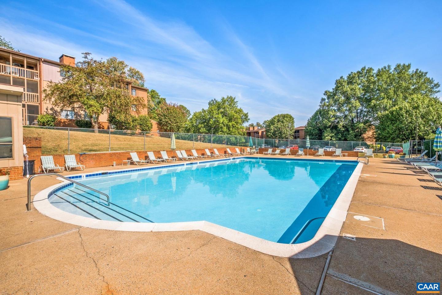 103 TURTLE CREEK RD #3, CHARLOTTESVILLE, Virginia 22901, 2 Bedrooms Bedrooms, ,2 BathroomsBathrooms,Residential,For sale,103 TURTLE CREEK RD #3,669199 MLS # 669199