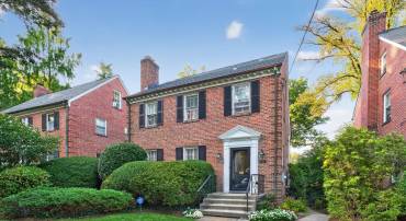 3293 WORTHINGTON NW, WASHINGTON, District Of Columbia 20015, 4 Bedrooms Bedrooms, ,3 BathroomsBathrooms,Residential,For sale,3293 WORTHINGTON NW,DCDC2223416 MLS # DCDC2223416