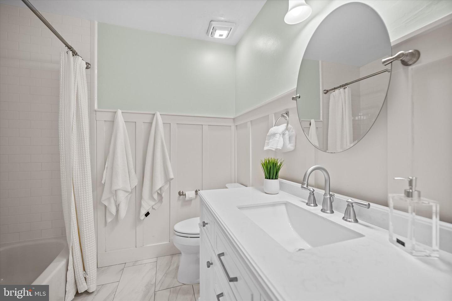 3006 FEDERAL HILL DR, FALLS CHURCH, Virginia 22044, 3 Bedrooms Bedrooms, ,3 BathroomsBathrooms,Residential,For sale,3006 FEDERAL HILL DR,VAFX2268440 MLS # VAFX2268440