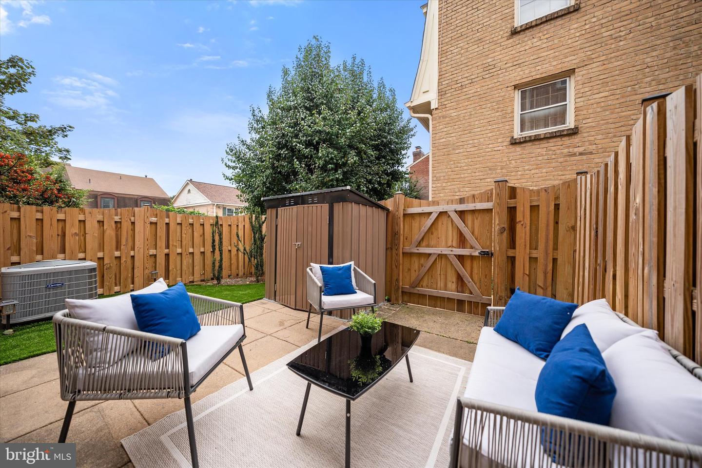 3006 FEDERAL HILL DR, FALLS CHURCH, Virginia 22044, 3 Bedrooms Bedrooms, ,3 BathroomsBathrooms,Residential,For sale,3006 FEDERAL HILL DR,VAFX2268440 MLS # VAFX2268440