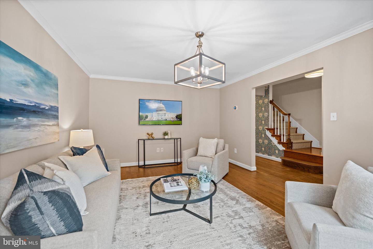 3006 FEDERAL HILL DR, FALLS CHURCH, Virginia 22044, 3 Bedrooms Bedrooms, ,3 BathroomsBathrooms,Residential,For sale,3006 FEDERAL HILL DR,VAFX2268440 MLS # VAFX2268440