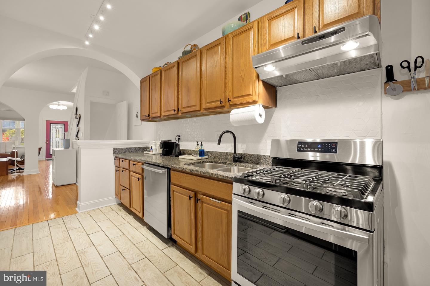 3633 13TH ST NW, WASHINGTON, District Of Columbia 20010, 4 Bedrooms Bedrooms, ,2 BathroomsBathrooms,Residential,For sale,3633 13TH ST NW,DCDC2223434 MLS # DCDC2223434