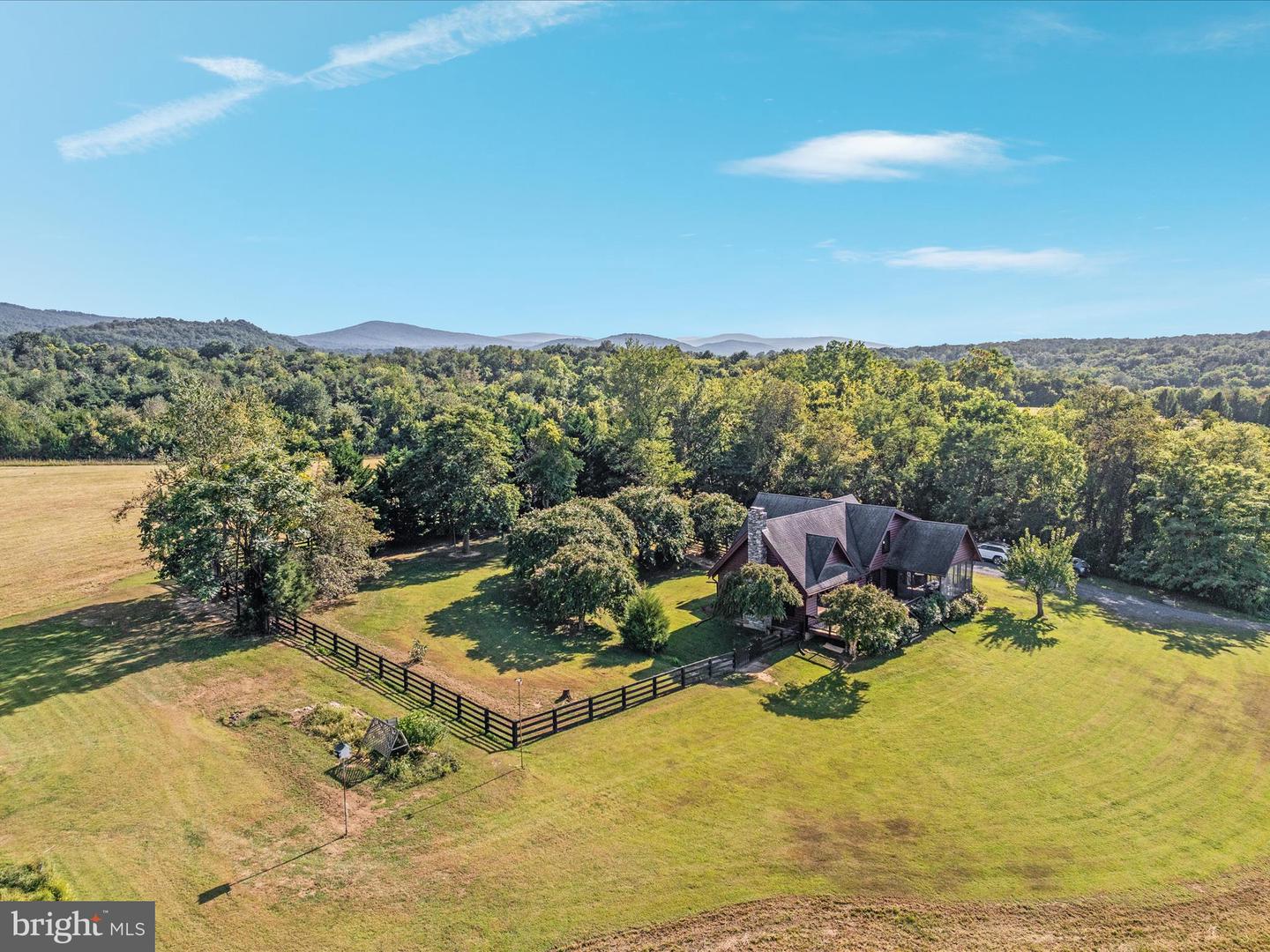 16 RIVER BOAT DR, FRONT ROYAL, Virginia 22630, 4 Bedrooms Bedrooms, ,2 BathroomsBathrooms,Residential,For sale,16 RIVER BOAT DR,VAWR2012344 MLS # VAWR2012344