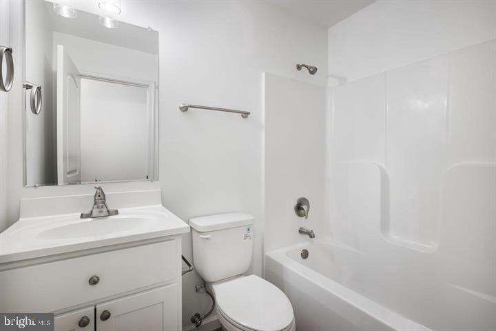 511 GROUSE DR, WINCHESTER, Virginia 22602, 3 Bedrooms Bedrooms, ,2 BathroomsBathrooms,Residential,For sale,511 GROUSE DR,VAFV2036940 MLS # VAFV2036940