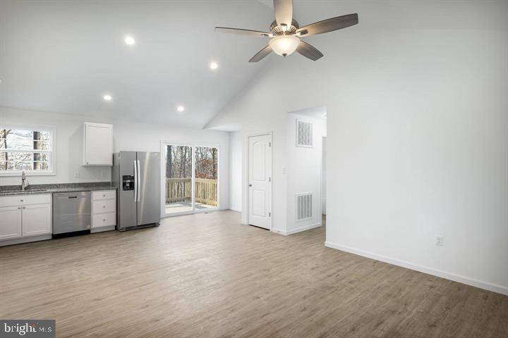511 GROUSE DR, WINCHESTER, Virginia 22602, 3 Bedrooms Bedrooms, ,2 BathroomsBathrooms,Residential,For sale,511 GROUSE DR,VAFV2036940 MLS # VAFV2036940