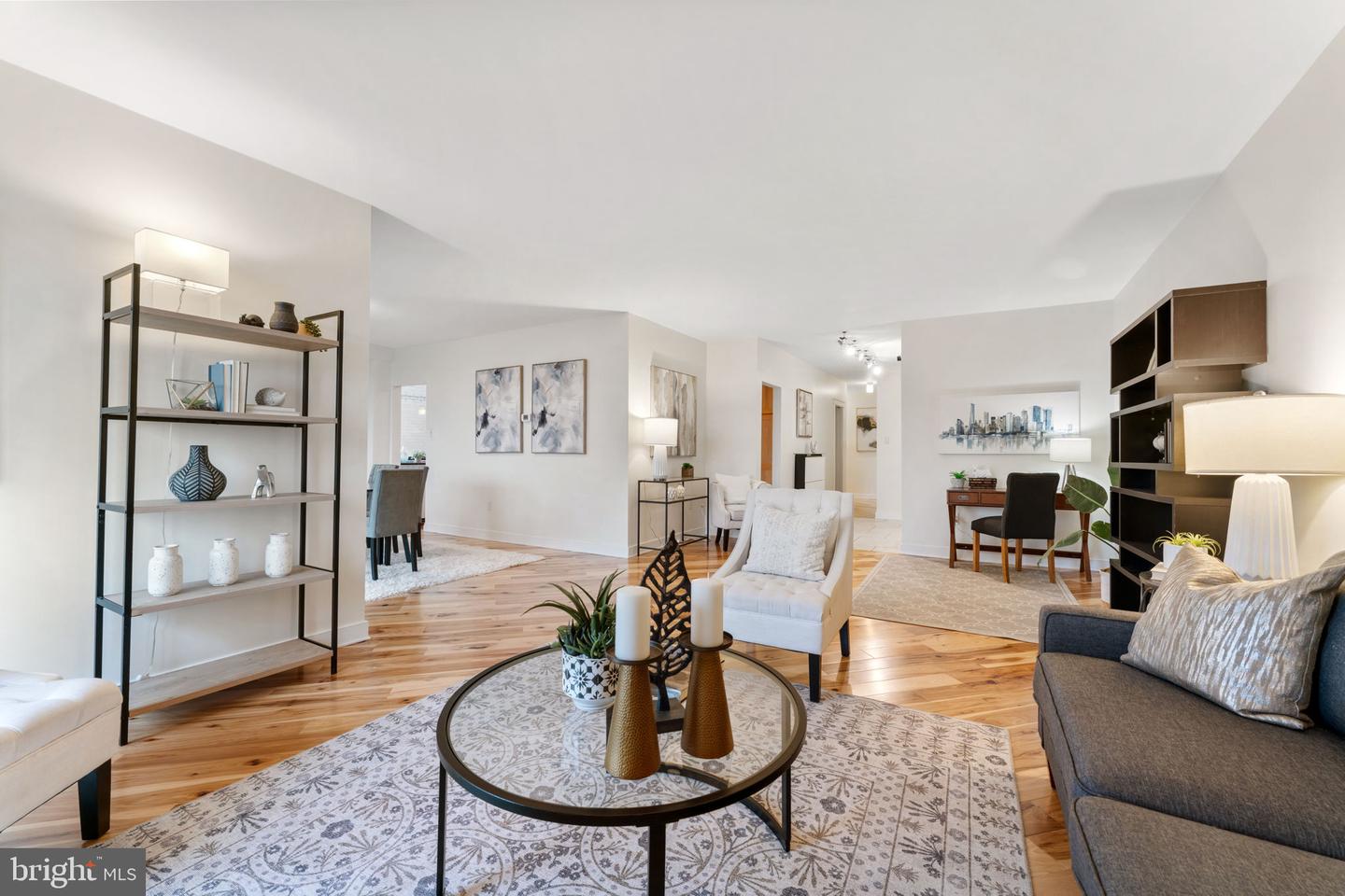 4141 N HENDERSON RD #511, ARLINGTON, Virginia 22203, 2 Bedrooms Bedrooms, ,2 BathroomsBathrooms,Residential,For sale,4141 N HENDERSON RD #511,VAAR2063984 MLS # VAAR2063984