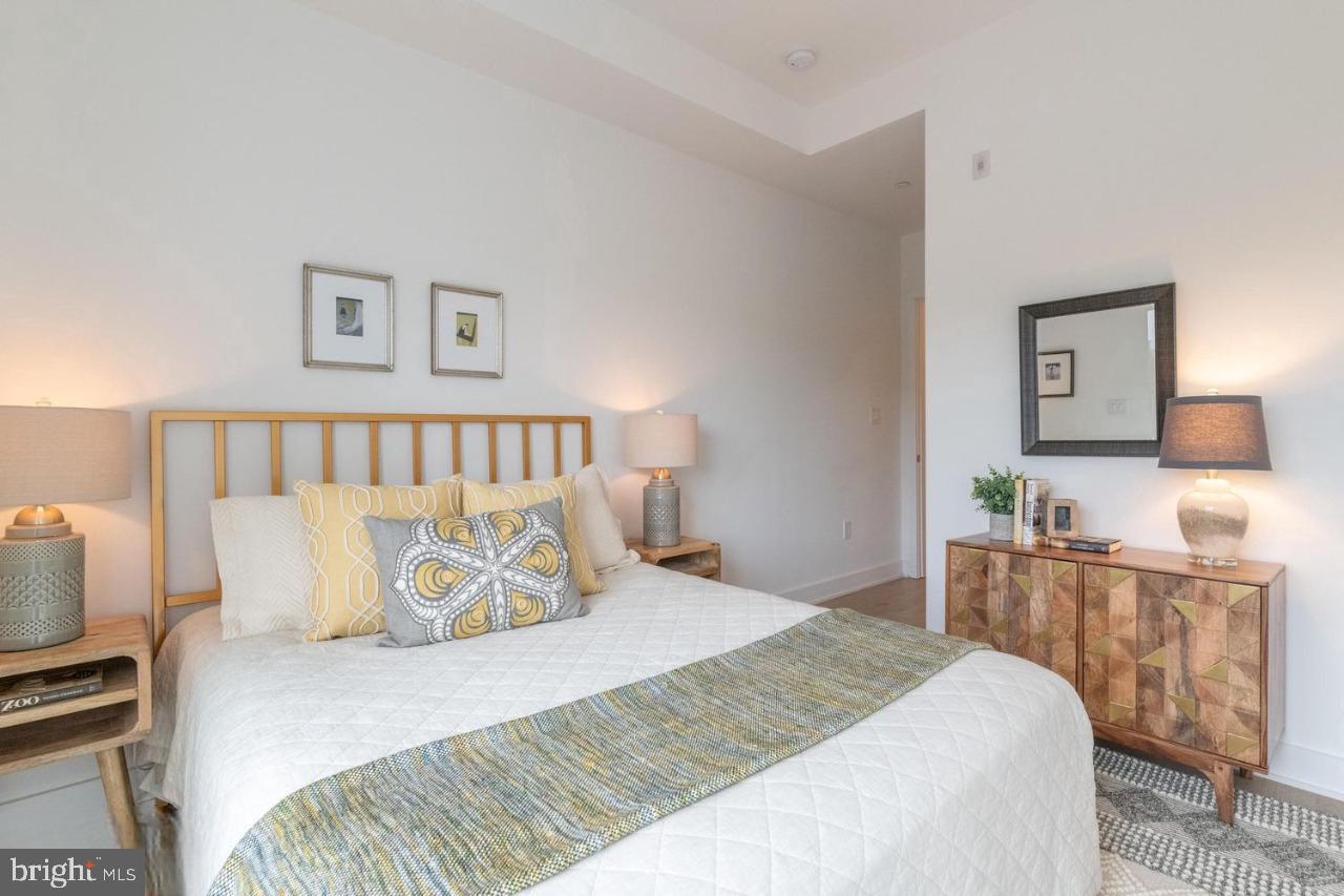 4017 DAVIS PL NW #8, WASHINGTON, District Of Columbia 20007, 2 Bedrooms Bedrooms, ,1 BathroomBathrooms,Residential,For sale,4017 DAVIS PL NW #8,DCDC2223464 MLS # DCDC2223464