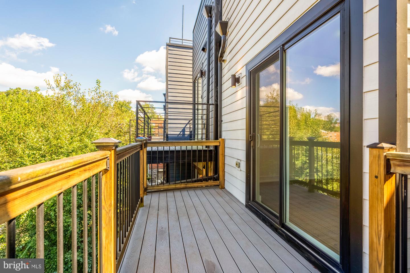 4017 DAVIS PL NW #8, WASHINGTON, District Of Columbia 20007, 2 Bedrooms Bedrooms, ,1 BathroomBathrooms,Residential,For sale,4017 DAVIS PL NW #8,DCDC2223464 MLS # DCDC2223464
