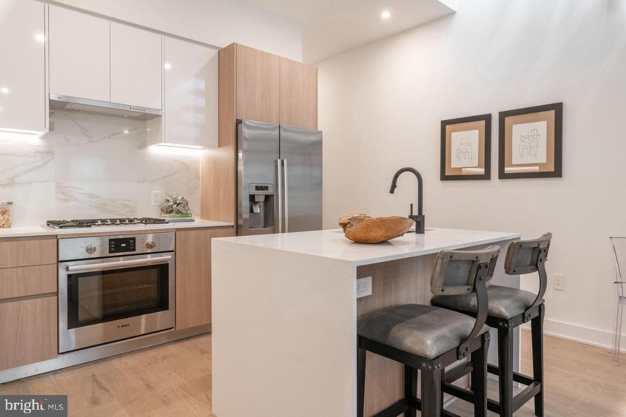 4017 DAVIS PL NW #8, WASHINGTON, District Of Columbia 20007, 2 Bedrooms Bedrooms, ,1 BathroomBathrooms,Residential,For sale,4017 DAVIS PL NW #8,DCDC2223464 MLS # DCDC2223464