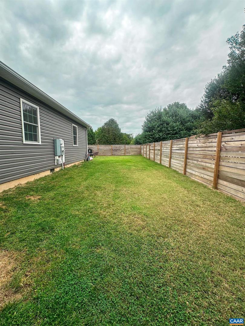 307 15TH ST, GROTTOES, Virginia 24441, 3 Bedrooms Bedrooms, ,2 BathroomsBathrooms,Residential,For sale,307 15TH ST,669201 MLS # 669201
